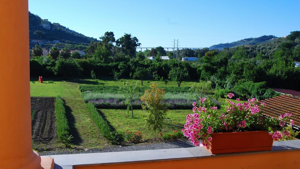 Agriturismo Coppi Rossi Torrazza  Ngoại thất bức ảnh